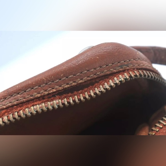 LOUIS VUITTON Monogram Pochette Clutch Bag/Wristlet - Picture 4 of 7